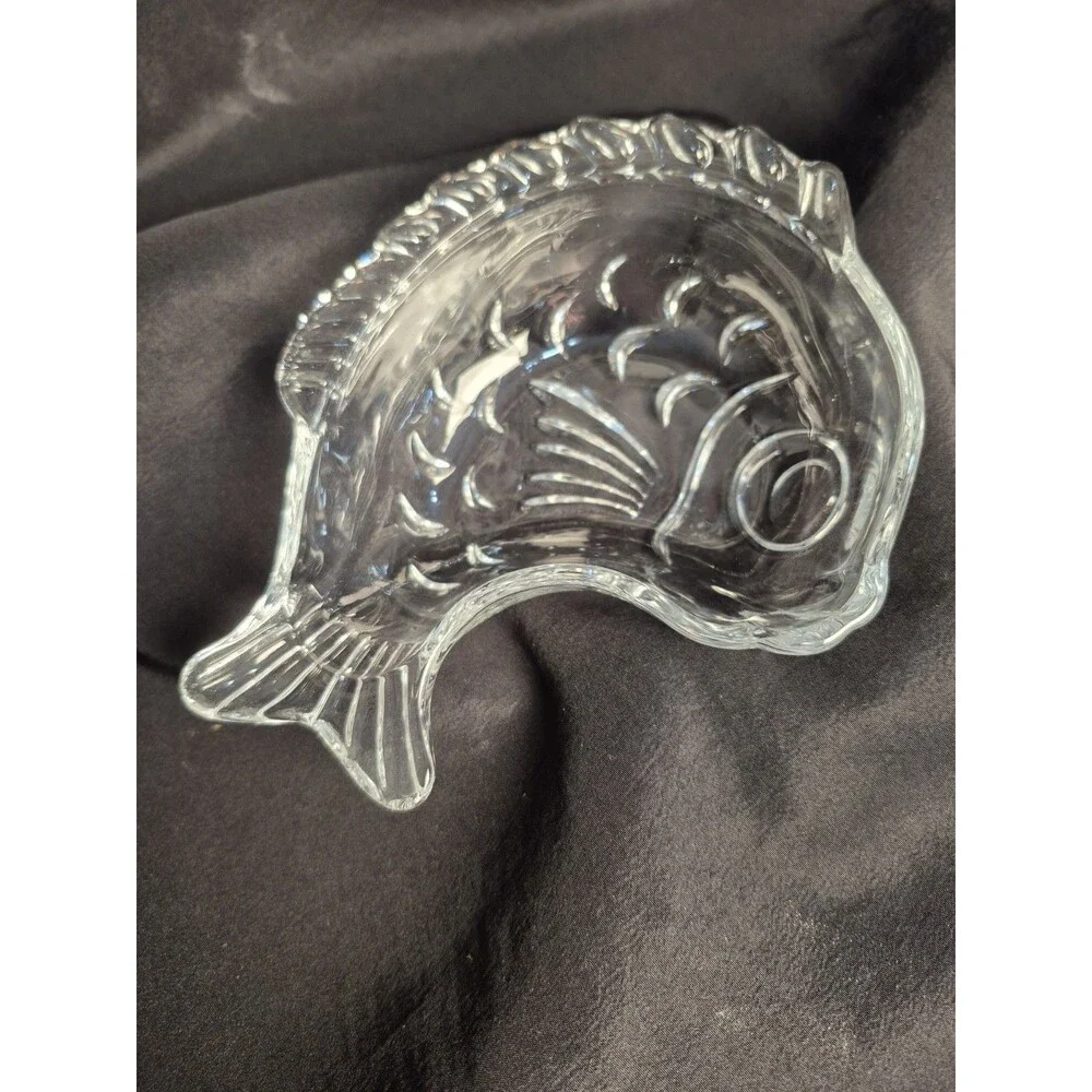 Studio Nova by MIKASA Glass Leaping Fish Shaped Nut/Dip/Candy Bowl Dish 6